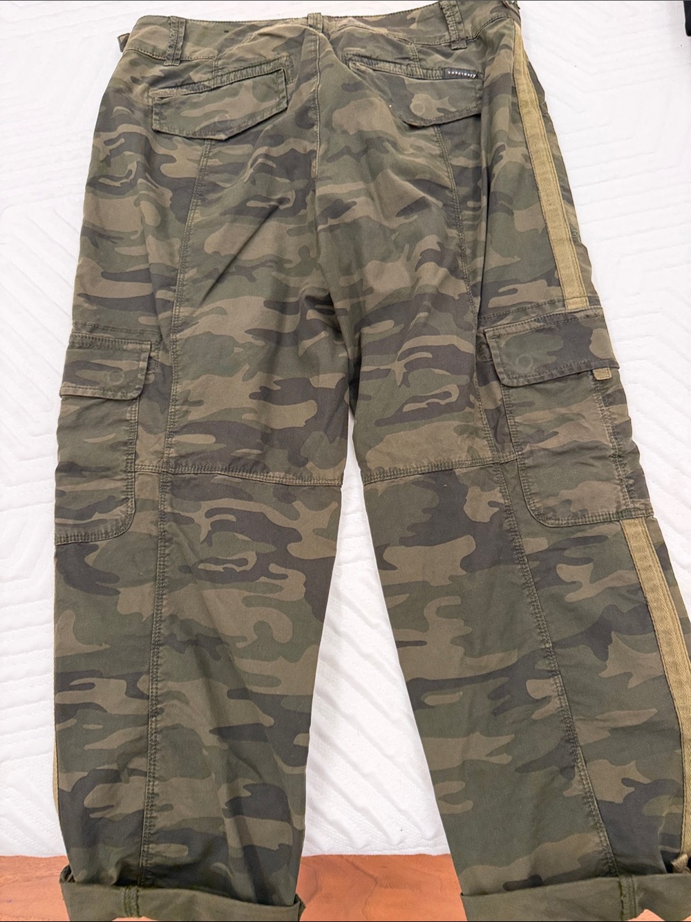 Sanctuary Camo Cargo Pants in Olive & Dark Green - Picture 6 of 10